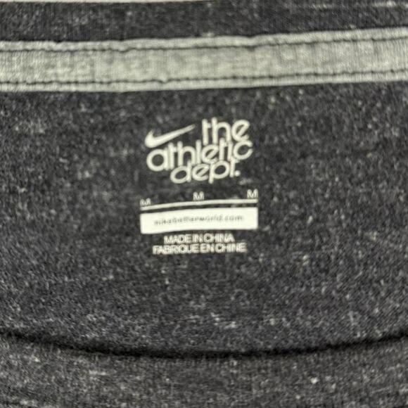 Nike Women’s Light Weight Vintage Sweatshirt Size Medium - Picture 5 of 5